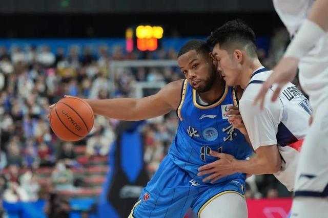 开云体育下载-CBA｜斯佩尔曼今晚恐因伤缺阵